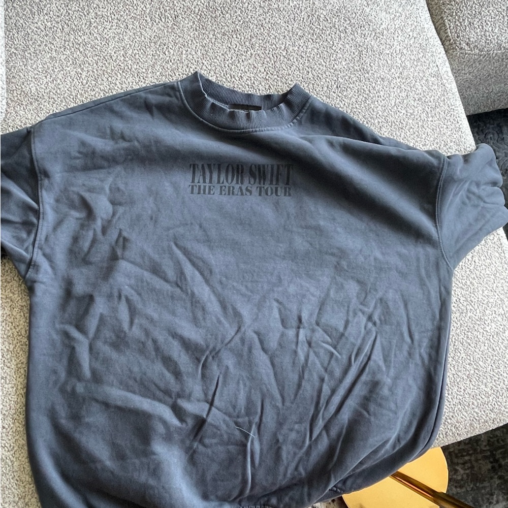 TAYLOR SWIFT ERAS TOUR BLUE CREWNECK